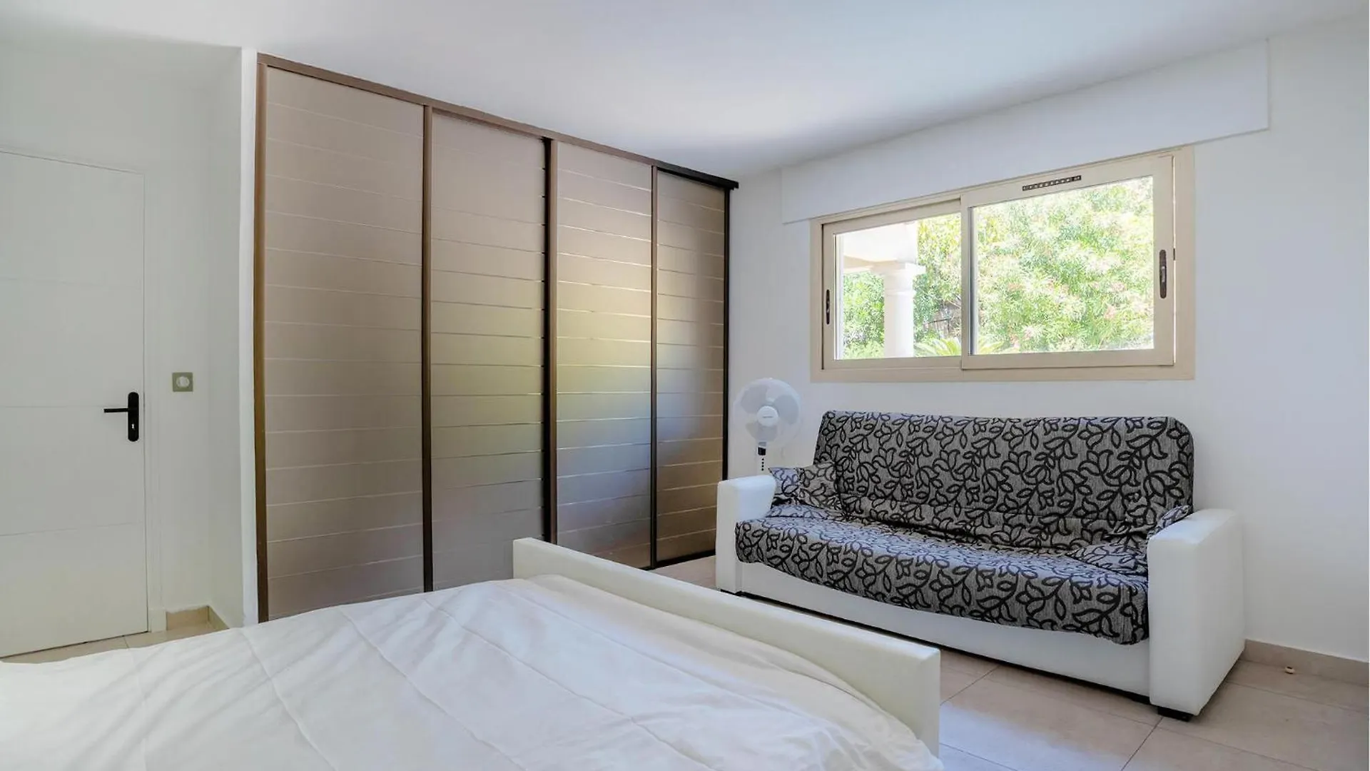 Beautiful Home In Les Issambres 0*,  Francia