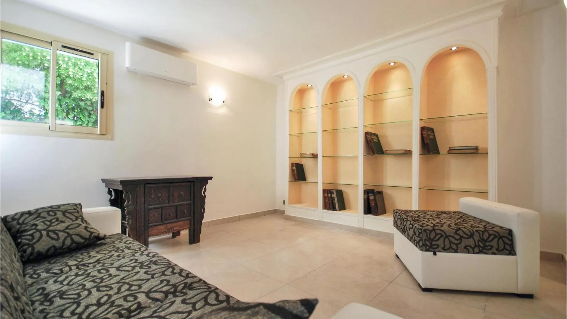 Beautiful Home In Les Issambres France