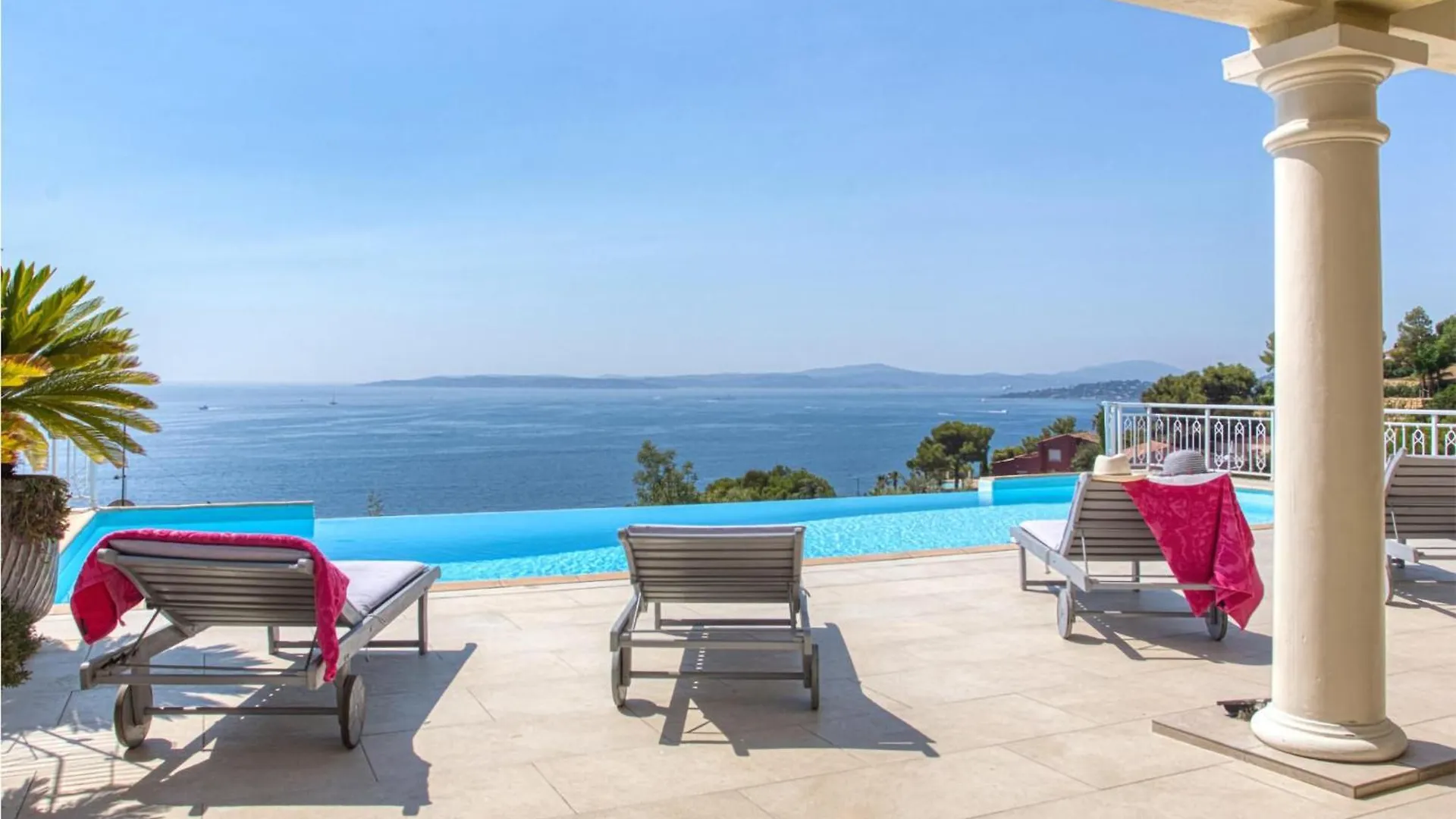 Beautiful Home In Les Issambres 0*,  France