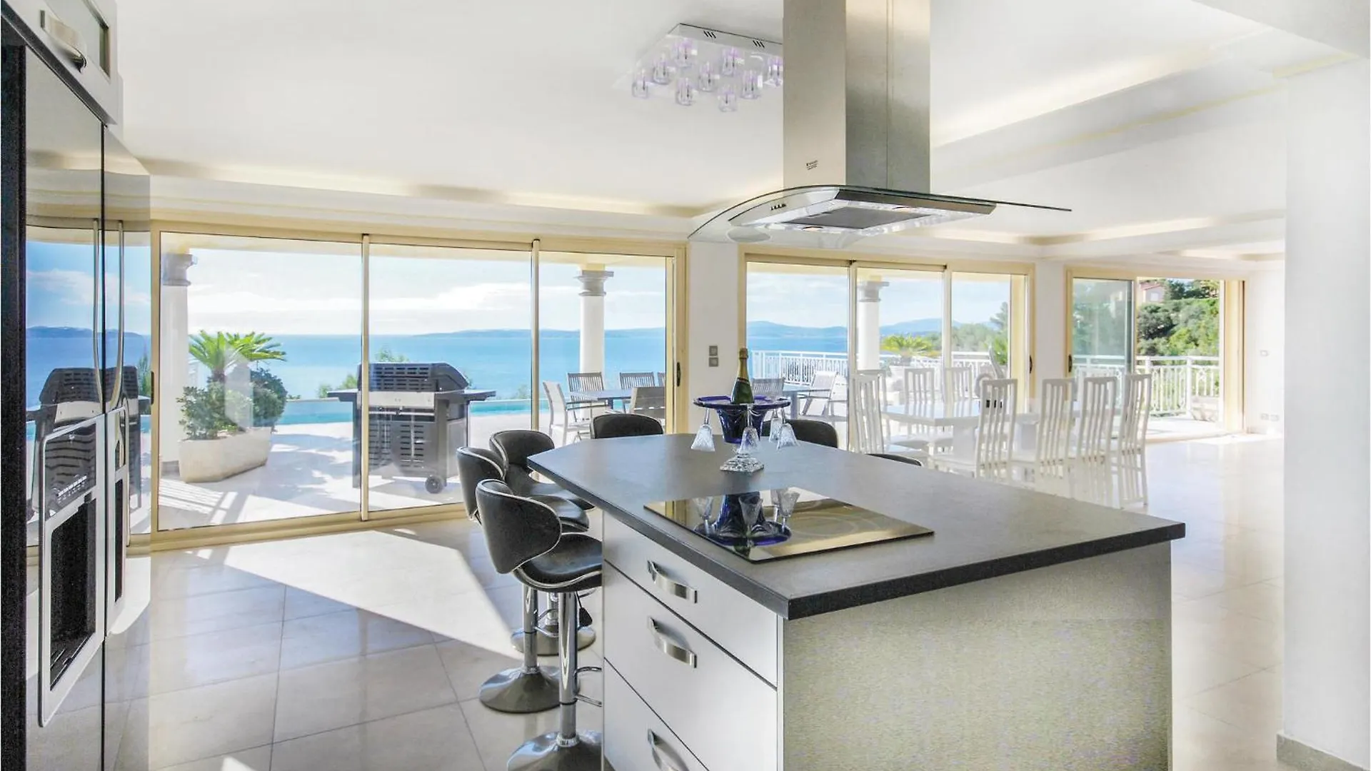 Beautiful Home In Les Issambres