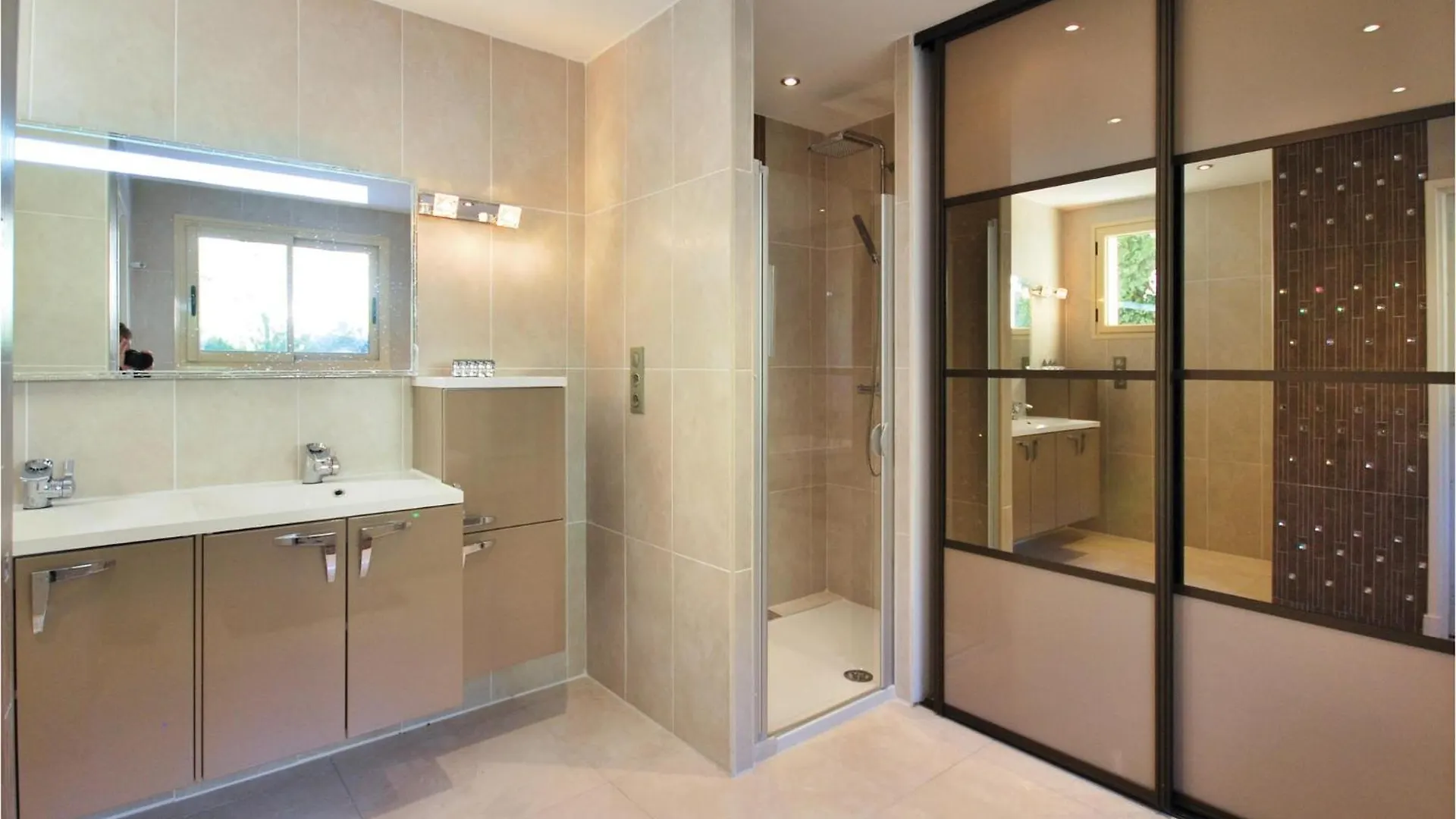 Beautiful Home In Les Issambres 0*,  Francie